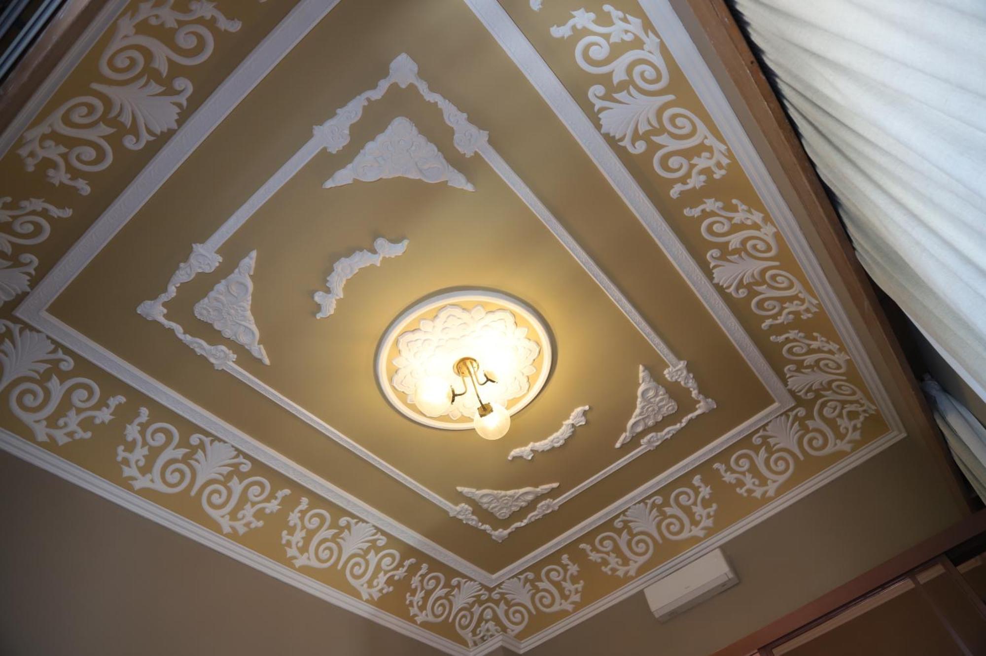 Hotel Lost Gemmayzeh Бейрут Экстерьер фото