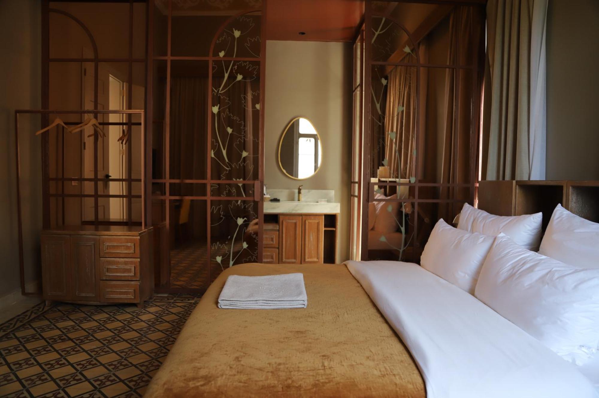 Hotel Lost Gemmayzeh Бейрут Экстерьер фото