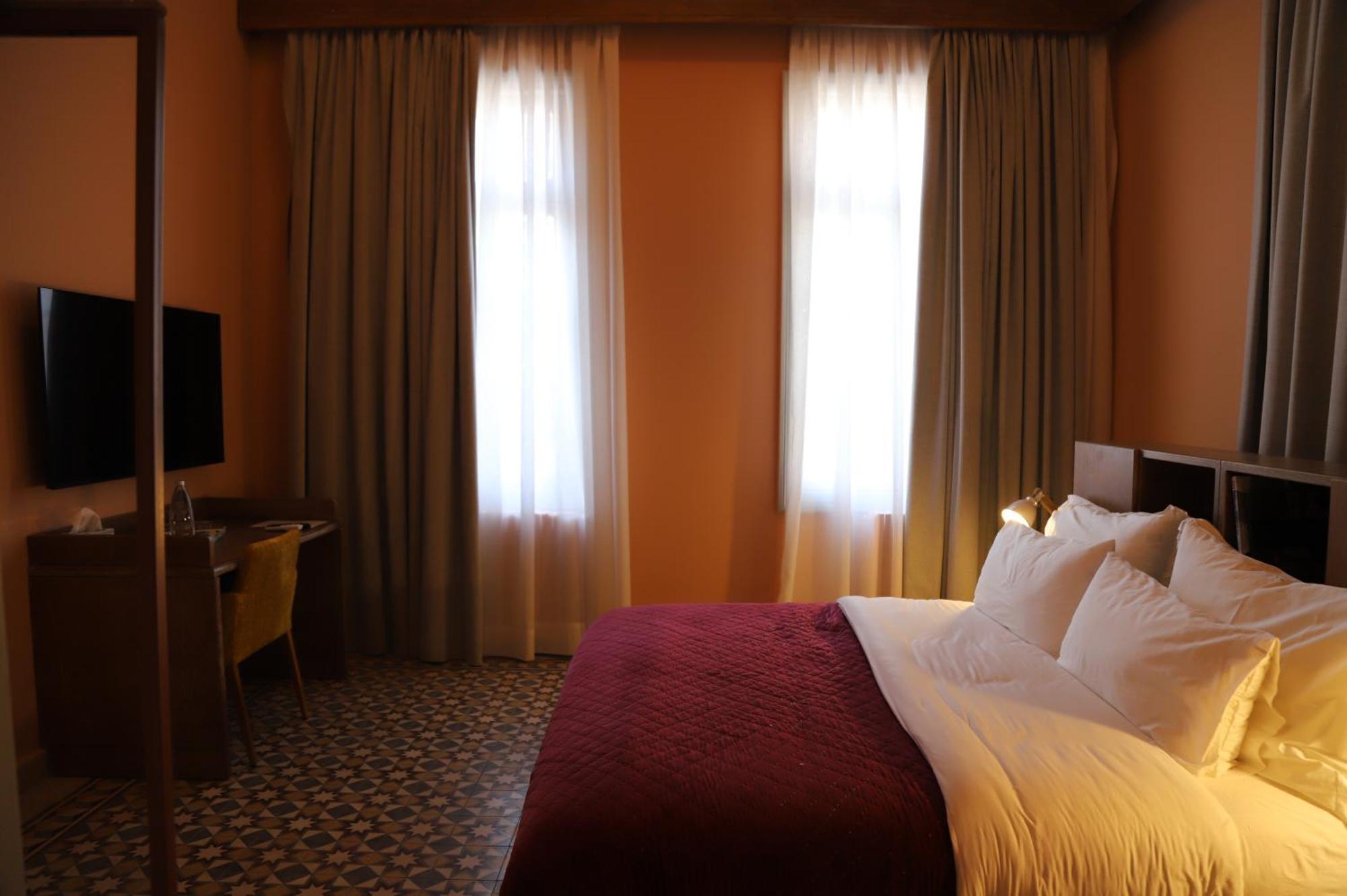 Hotel Lost Gemmayzeh Бейрут Экстерьер фото