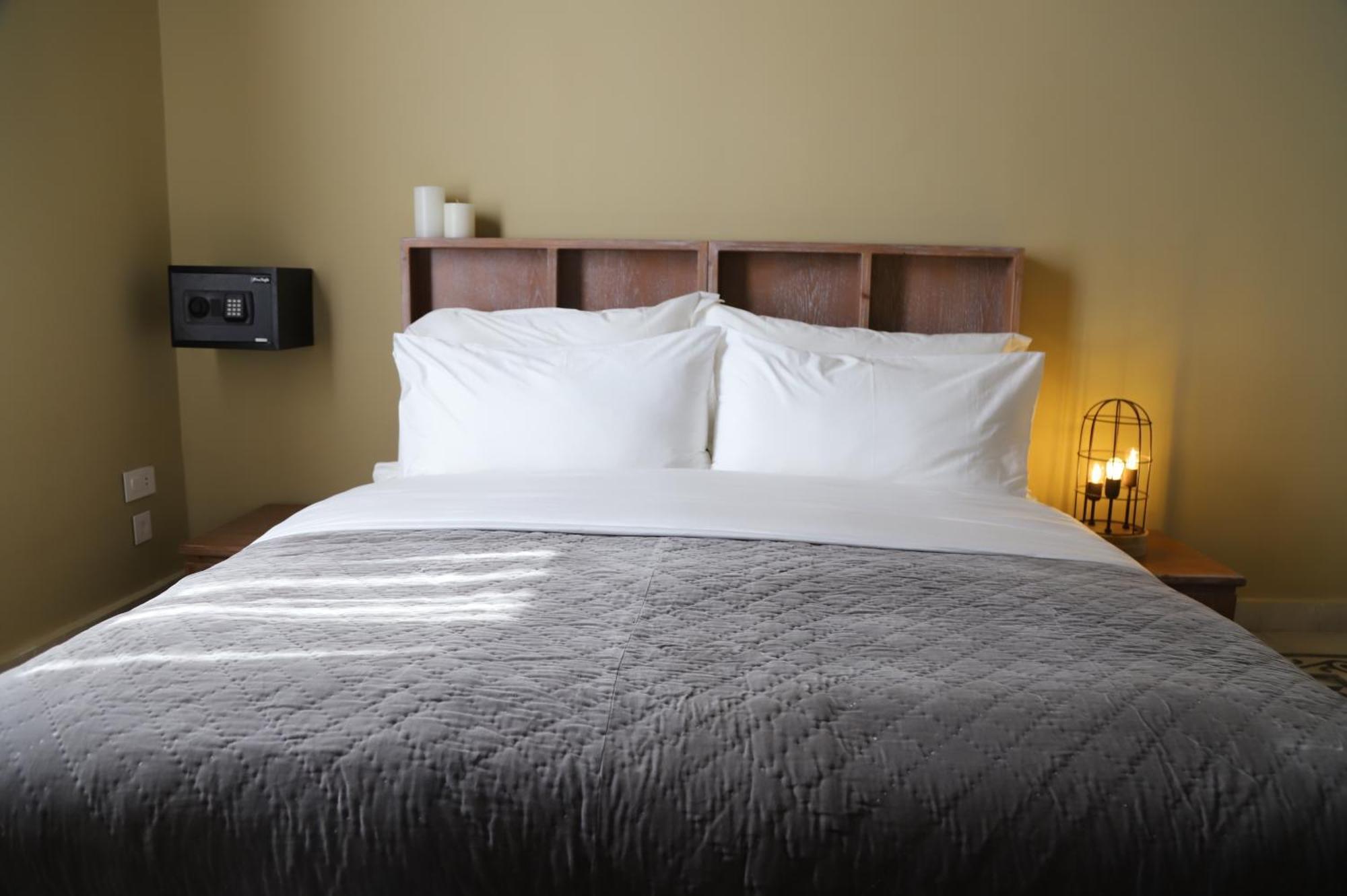 Hotel Lost Gemmayzeh Бейрут Экстерьер фото