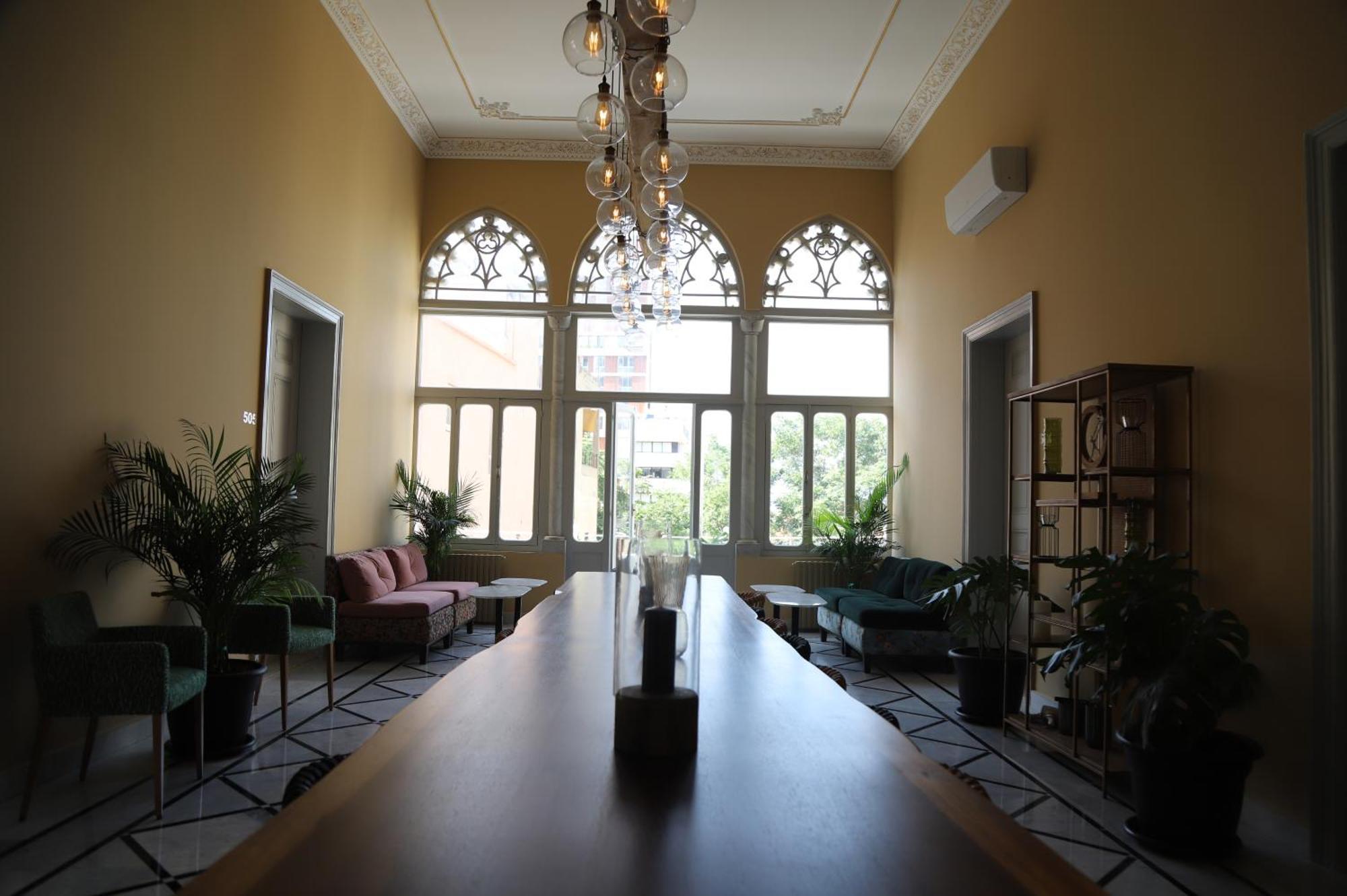 Hotel Lost Gemmayzeh Бейрут Экстерьер фото